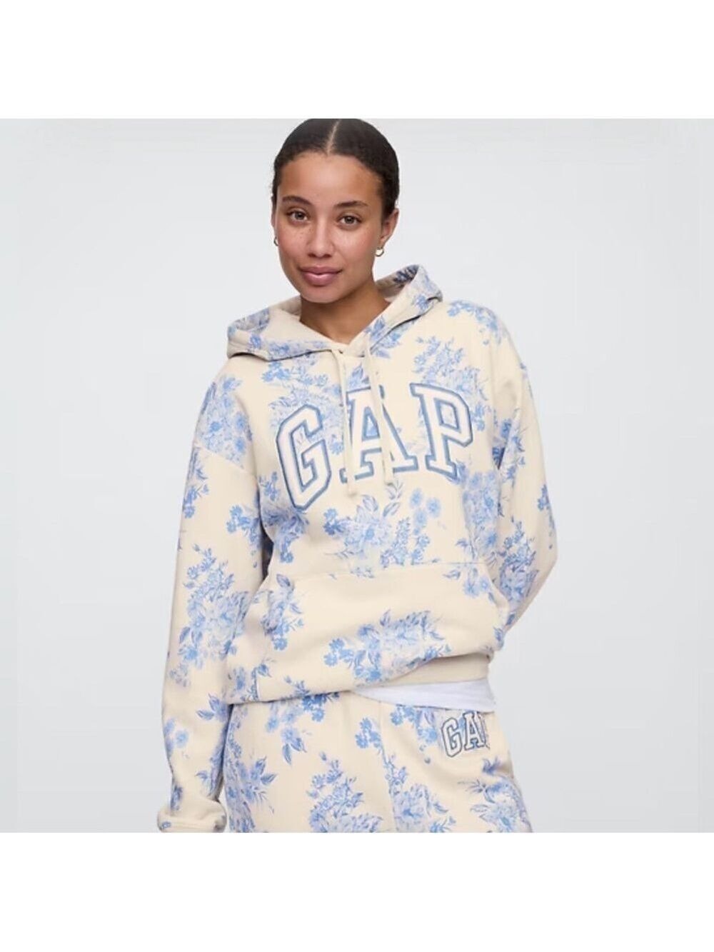 Gap Floral Logo Spell-out Fleece Sweatshirt Hoodie Feminine Cozy Loungewear NWT